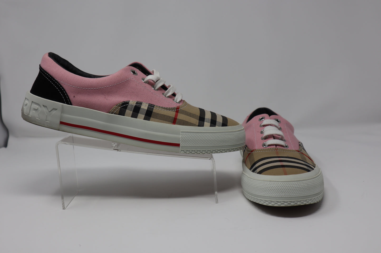 Burberry Skate Low Top Sneakers